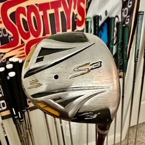 Cobra S3 3 Fairway Wood Reg Flex Blur Fujikura Shaft. RH 44”